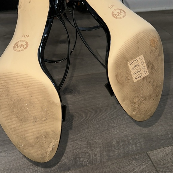 LIGHTLY WORN Michael Kors heels - Picture 4 of 4
